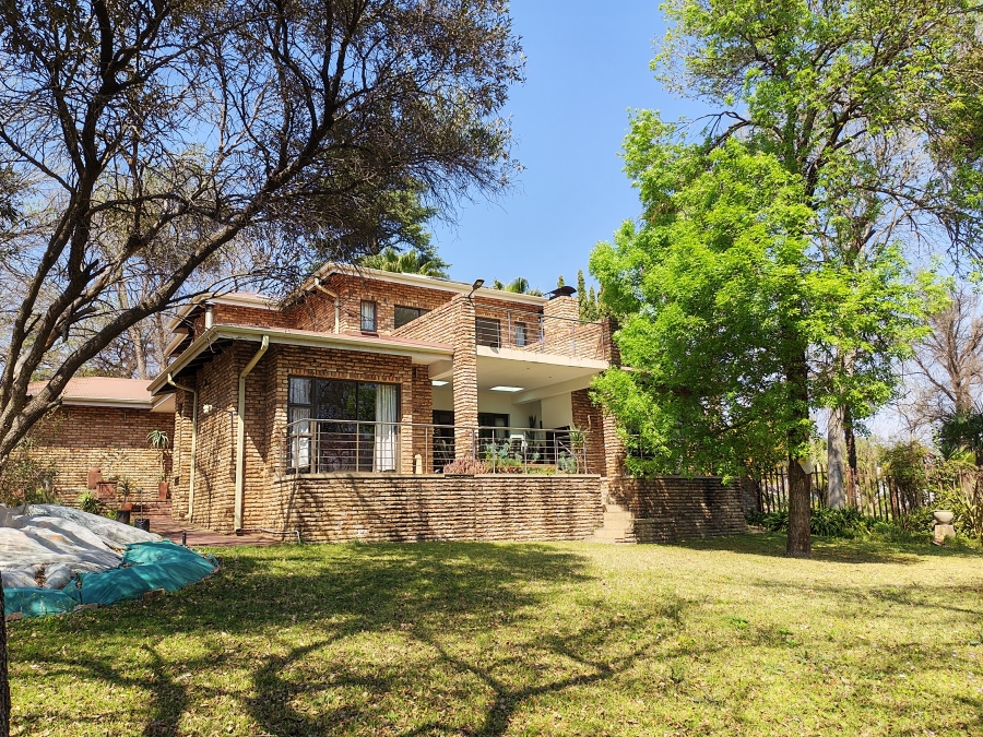 4 Bedroom Property for Sale in Parys Free State